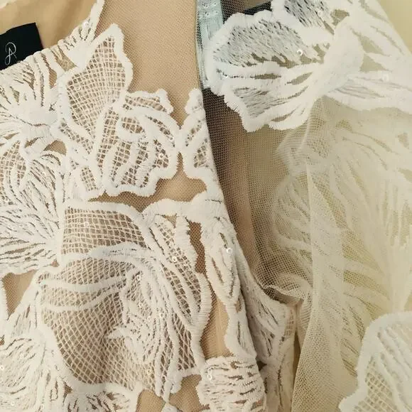 Adrianna Papell Embroidered Contrast Evening Gown Black Ivory Women's Size 2 - Picture 7 of 10